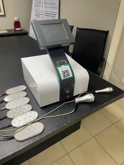 Lipolaser con Radiofrecuencia Tripolar facial y corporal Trends Technology